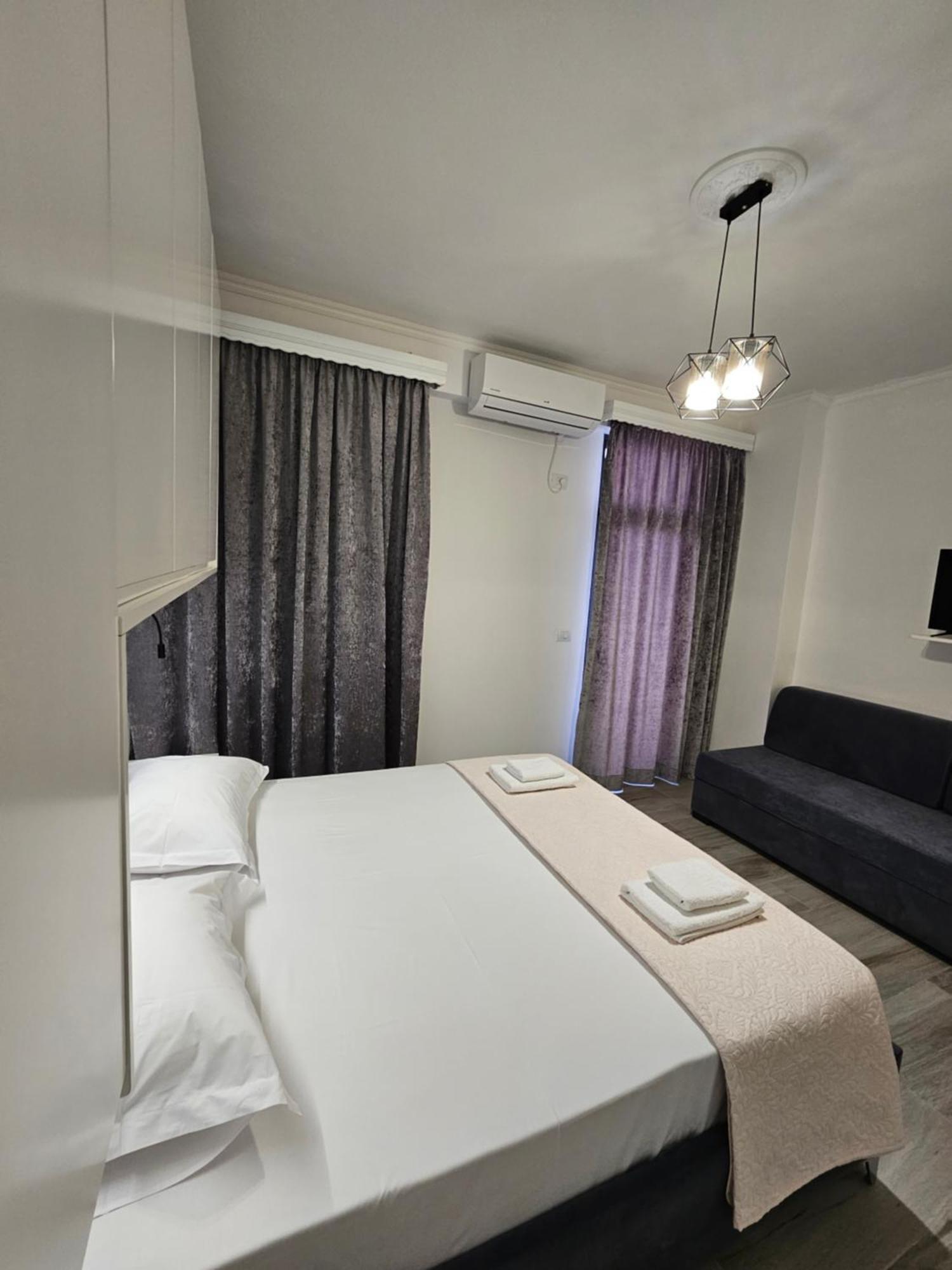 Nora'S Guesthouse Саранда Экстерьер фото