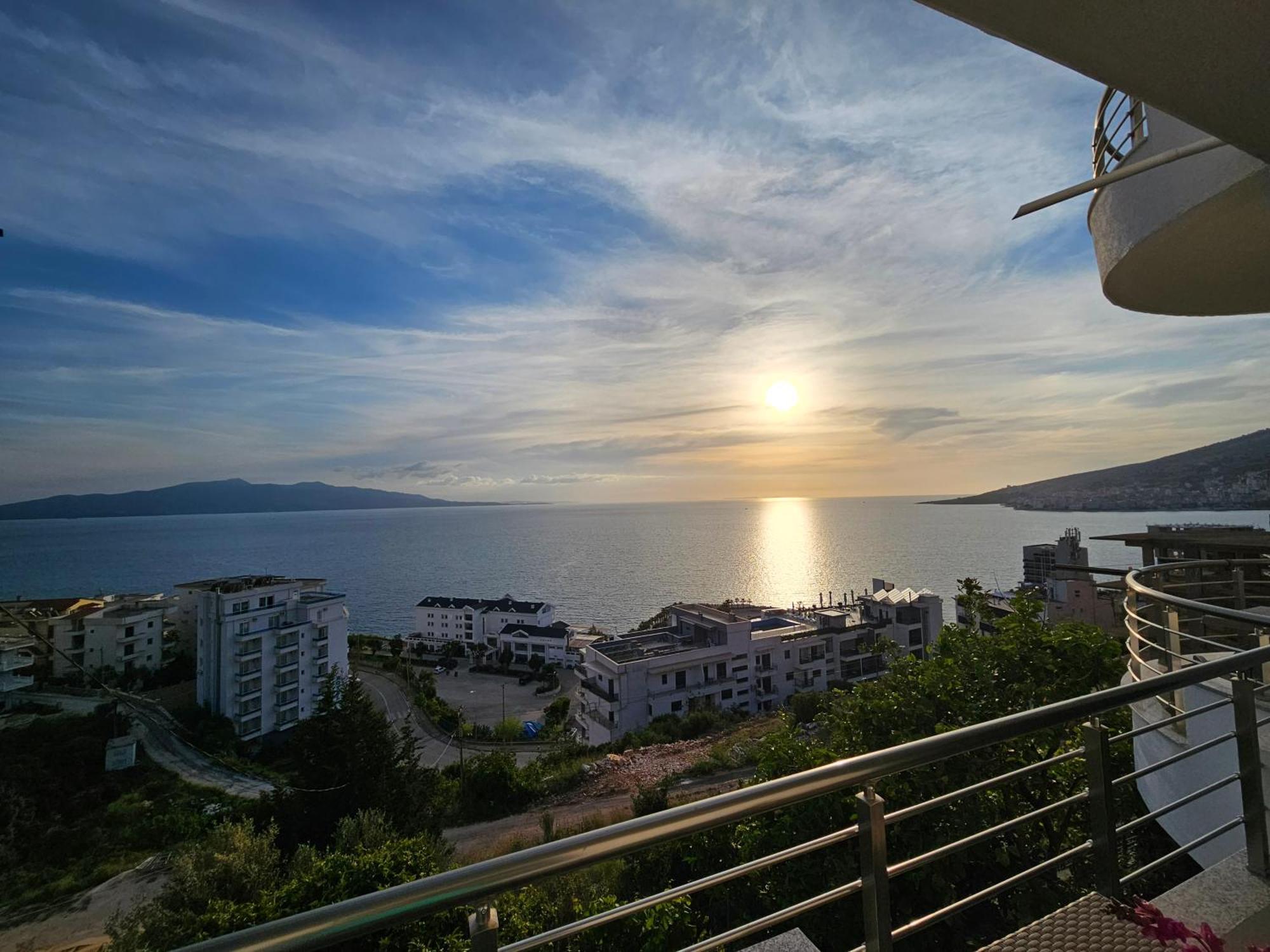 Nora'S Guesthouse Саранда Экстерьер фото