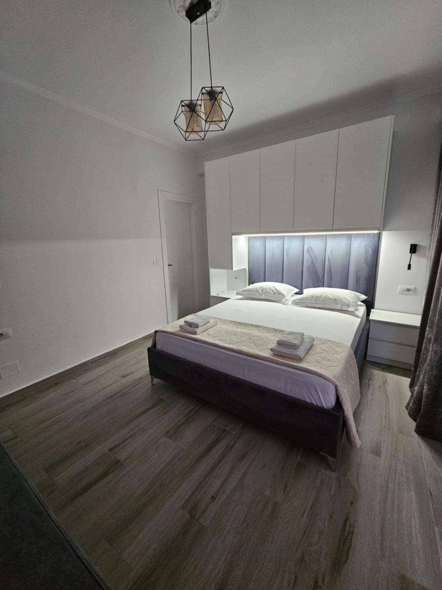 Nora'S Guesthouse Саранда Экстерьер фото