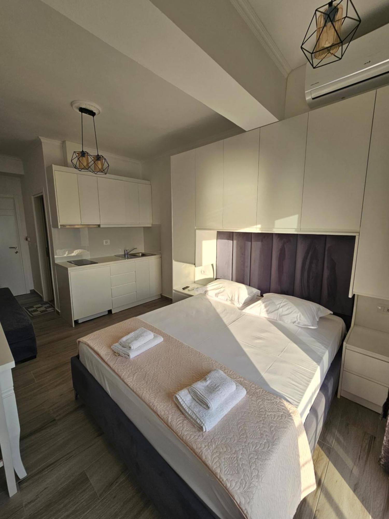 Nora'S Guesthouse Саранда Экстерьер фото