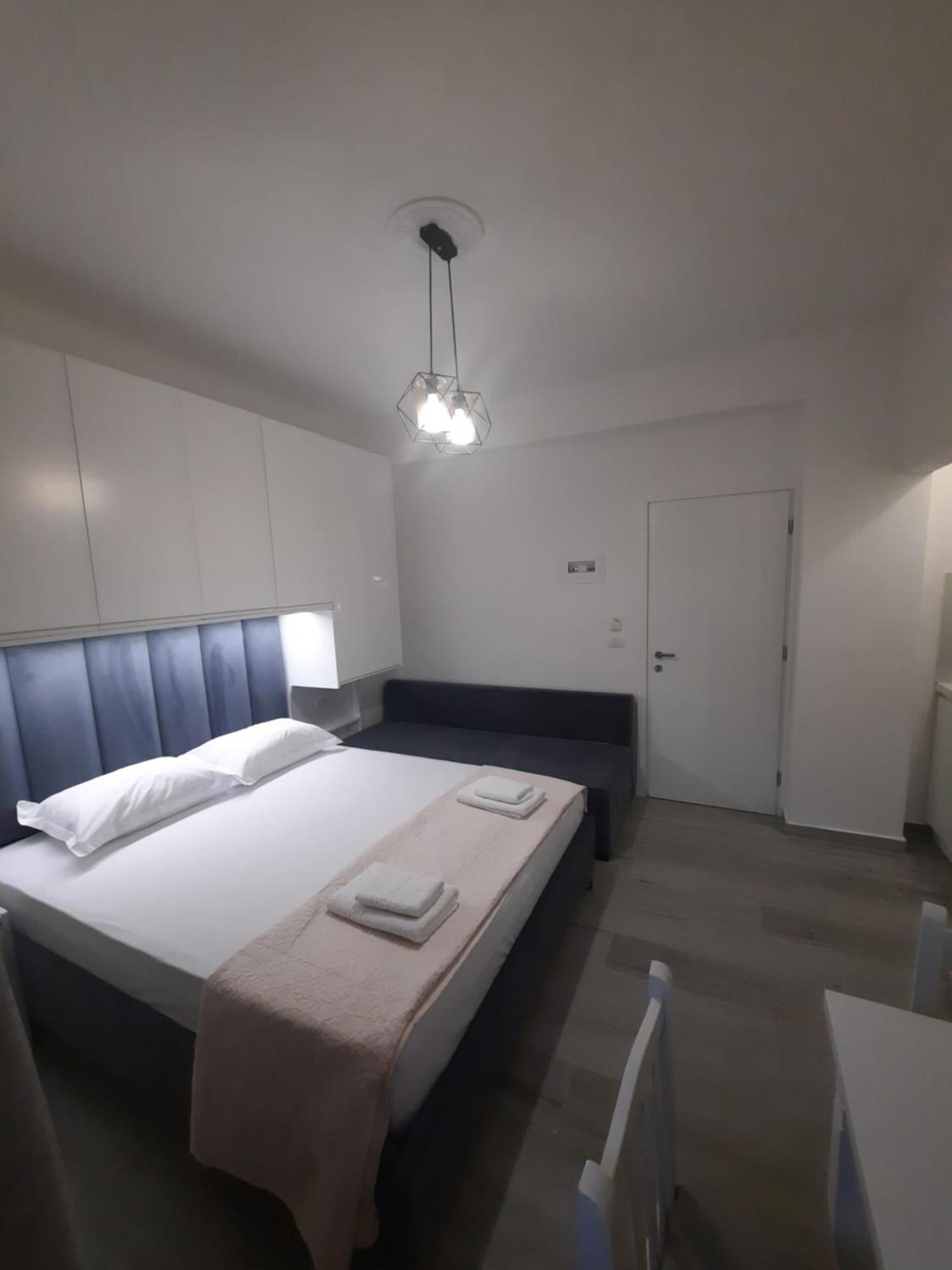 Nora'S Guesthouse Саранда Экстерьер фото
